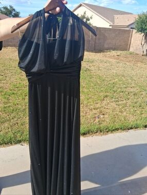 XOXO Black Maxi Dress with Subtle Sparkle